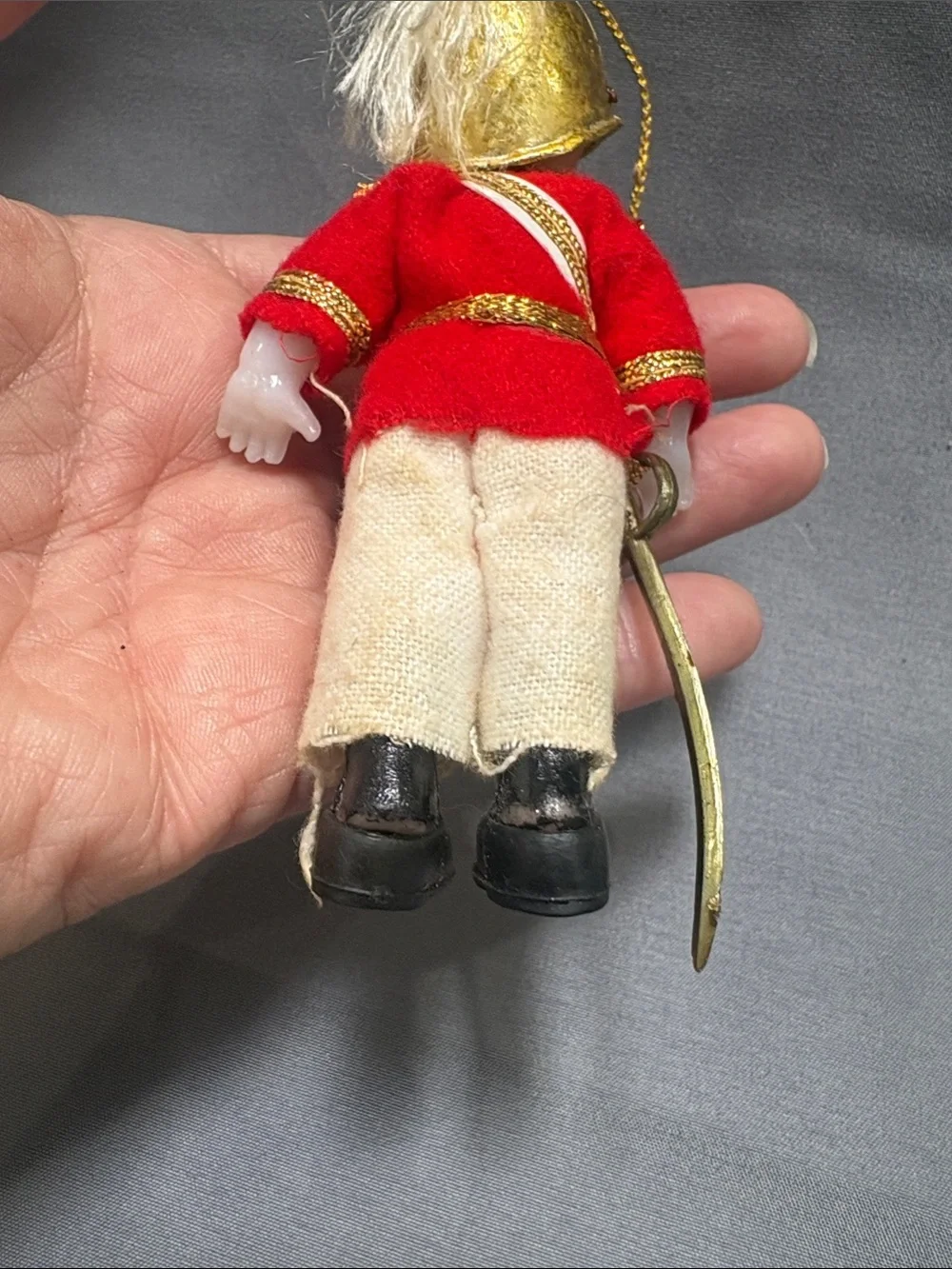vintage British Royal Guard plastic souvenir ornaments qty 3